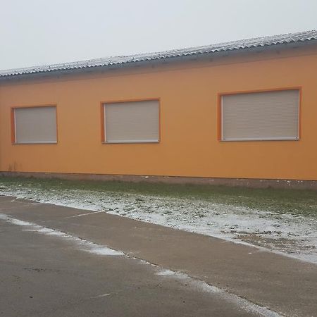 Gaestepension - Elsterland Am Sport- Und Freizeitpark Ngoại thất bức ảnh